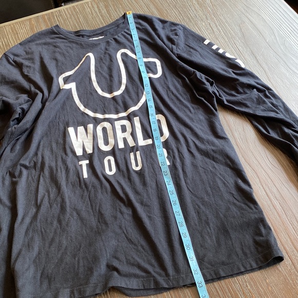 True Religion men’s XXX large long sleeve, tee in black and white. - Picture 6 of 6